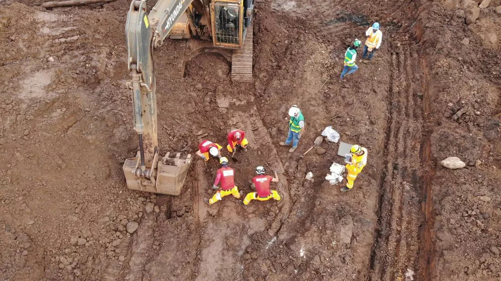 Buscas por vítimas de rompimento da barragem da Vale em Brumadinho ?- Foto: Corpo de Bombeiros/ Divulgação