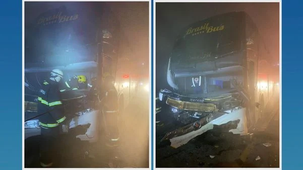 Acidente entre caminhão e ônibus deixa motorista ferido . Crédito: Corpo de Bombeiros