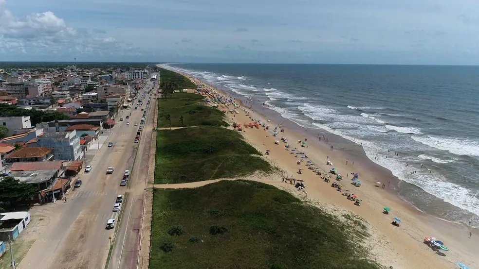 Guriri, um dos balneários mais frequentados do Norte do ES, é também o bairro com maior número de assassinato entre janeiro e julho de 2022. - Foto: Reprodução/TV Gazeta