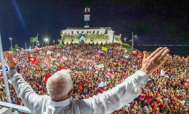 Lula participa de ato em Salvador durante campanha ao segundo turno da eleição presidencial; na Bahia, seu aliado Jerônimo Rodrigues (PT) foi eleito ao governo do estado - foto - Ricardo Stuckert