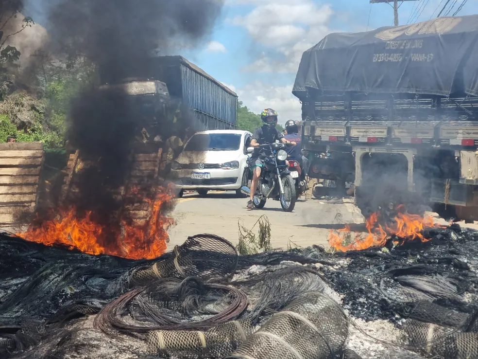 Manifestação de bolsonaristas em Colatina, ES nesta terça-feira (1)  Foto: Reprodução/Redes sociais