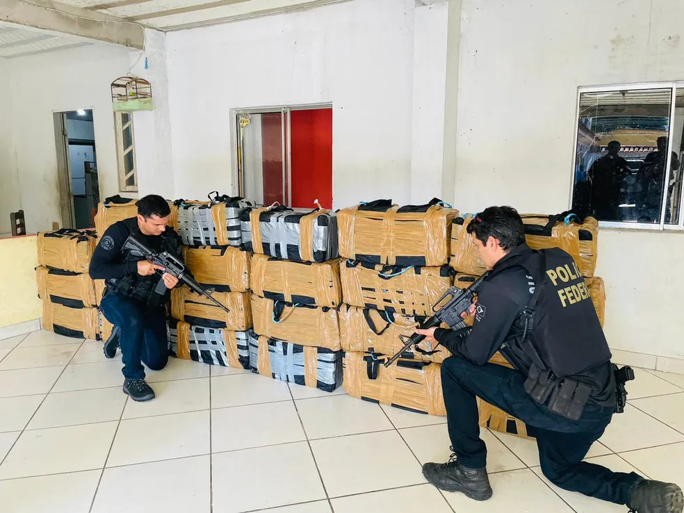 Mais de 700 kg de cocaína foram encontrados com casal na Serra  Foto: Divulgação/Polícia Federal