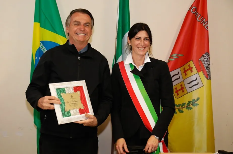 Jair Bolsonaro recebeu cidadania honorária de prefeita de comuna italiana - Foto - Reprodução