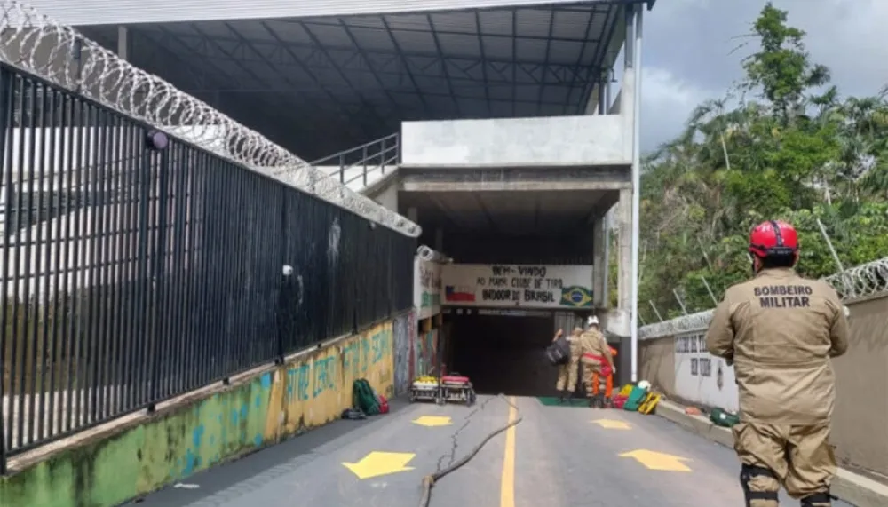 Os quatro óbitos foram confirmados ainda no local pelo Corpo de Bombeiros. Foto/Divulgação 