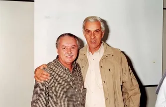 Douglas Puppin (à direita) em foto divulgada pelo ex-secretário do ES, José Eugênio Vieira | Foto: Blog Recuperando Historias