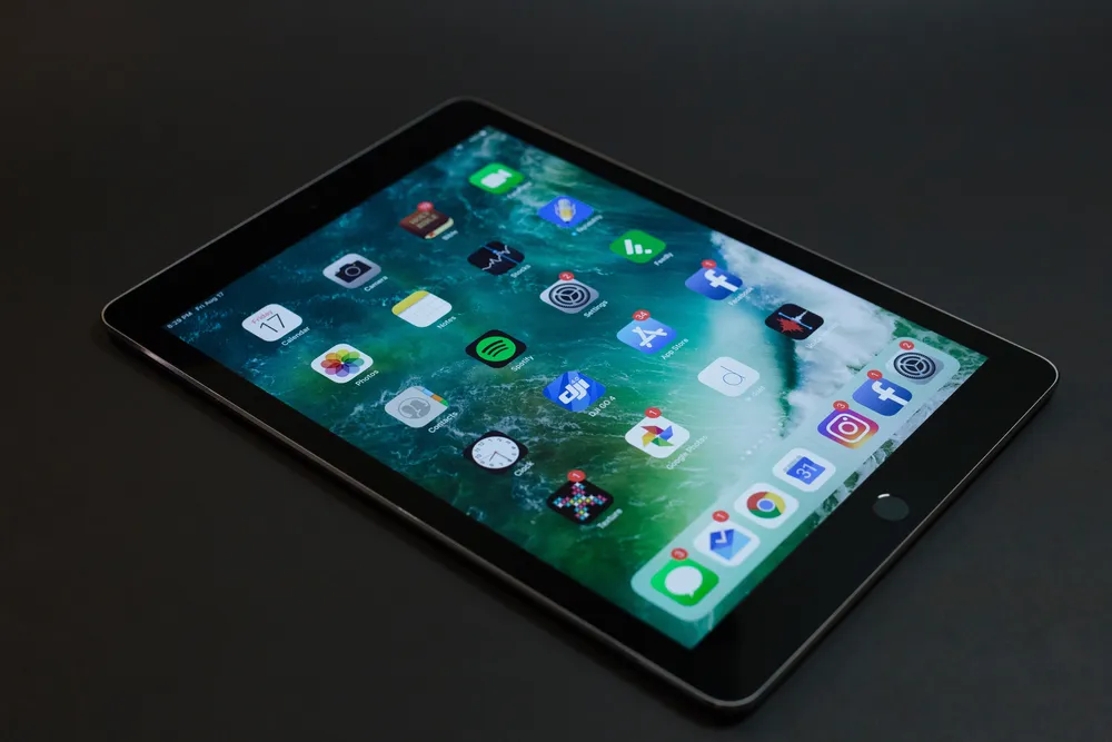 Leilão da Receita tem iPads a partir de R$ 1 mil - Foto: Josh Sorenson/Pexels