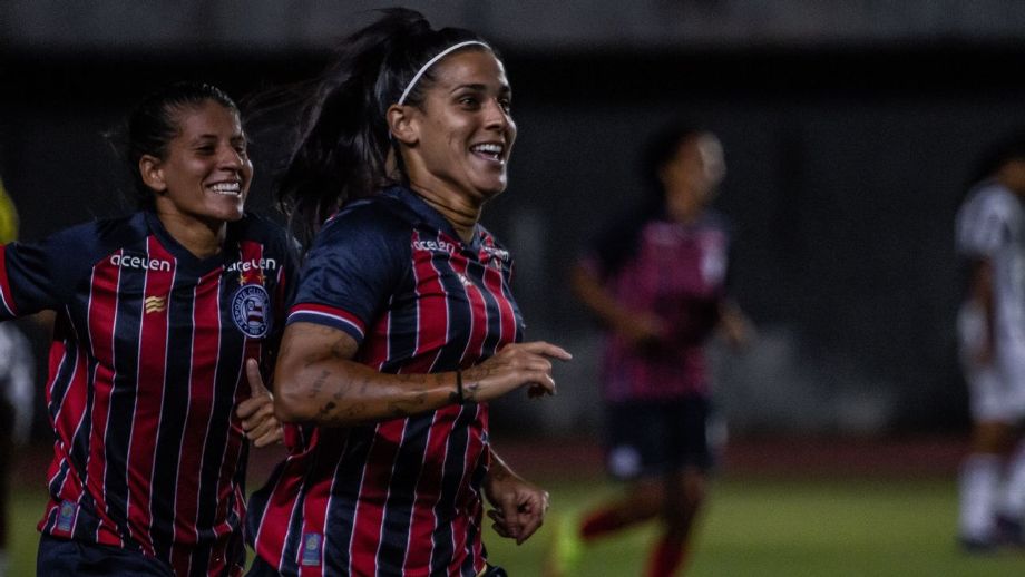 A centroavante Nathane fez três gol na vitória do Bahia por 10 a 0 sobre o Ceará no Brasileirão feminino | Foto: Letícia Martins/ Bahia