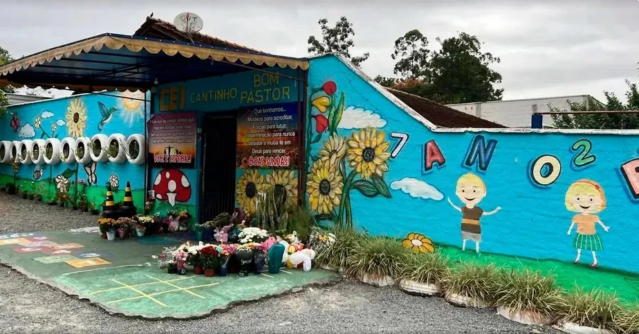 Crianças que morreram após o ataque a uma creche em Santa Catarina foram veladas em Blumenau, no Vale do Itajaí Luíza Morfim - foto/Divulgação