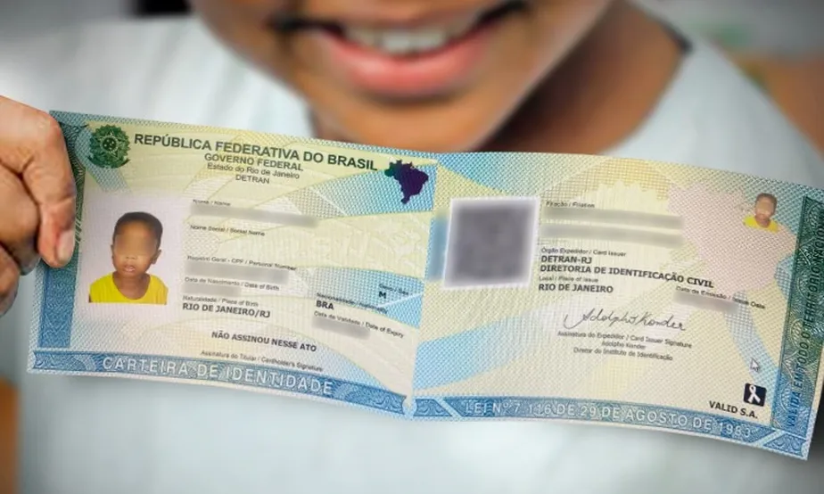 Detran.RJ começa a emitir primeira via da nova Carteira de Identidade Nacional (CIN) para crianças e jovens de até 18 anos - foto - Divulgação