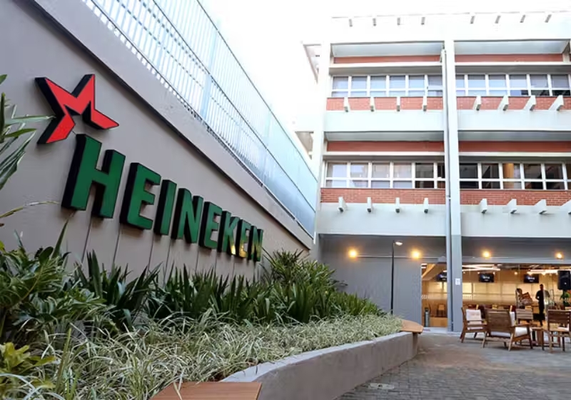 O programa dá desconto na conta de luz de brasileiros, a partir de uma iniciativa da Heineken por mais energia verde. - Foto: reprodução Heineken