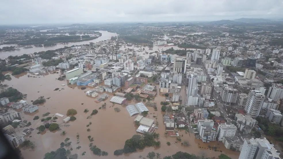Cidades do Vale do Taquari ficaram debaixo d'água com passagem de ciclone ?- Foto: Maurício tonetto/Secom