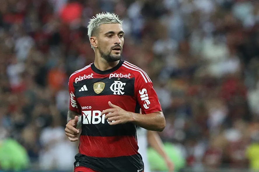 Arrascaeta em ação pelo Flamengo - Foto: Lucas Tavares/Agência O Globo