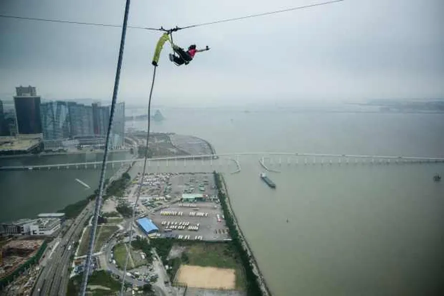 Salto do bungee jump mais alto do mundo - Foto: Reprodução