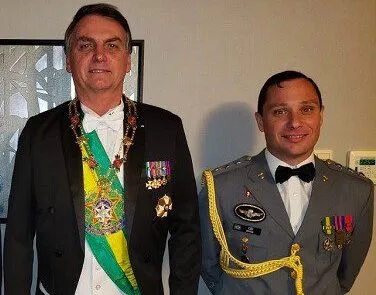 Jair Bolsonaro e tenente-coronel Mauro Cid. Foto: Reprodução/Jair Bolsonaro