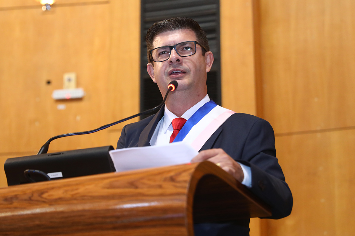 Mendel lembrou trajetória e se comprometeu a desenvolver mandato coletivo, voltado para o social / Foto: Ellen Campanharo