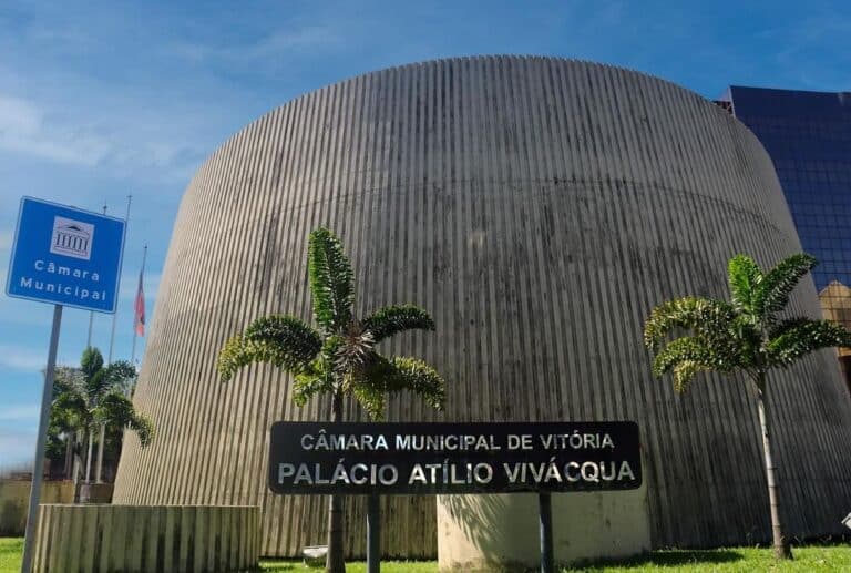 Em Vitória, o salário dos vereadores vai passar para R$ 17,6 mil. Foto: Reprodução/Instagram