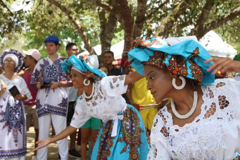 Festividades do Dia da Consciência Negra na Serra da Barriga. Foto: Rovena Rosa/Agência Brasil Festividades do Dia da Consciência Negra na Serra da Barriga. Foto: Rovena Rosa/Agência Brasil