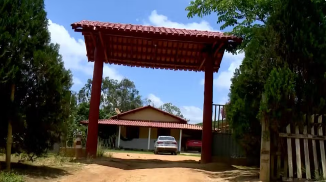 Ao menos nove criminosos invadiram uma propriedade em Governador Lindenberg, no Noroeste do Espírito Santo. ? Foto: TV Gazeta