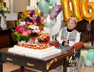 Morre no Japão, aos 116 anos, Tomiko Itooka, a pessoa mais velha do mundo