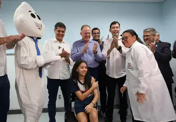Estado dá início à vacinação contra a dengue na Região Metropolitana de Saúde