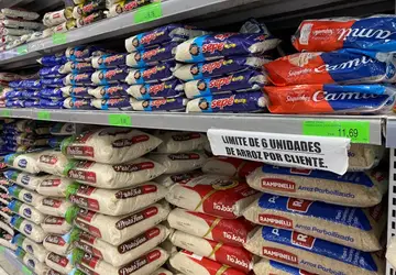 Chuva no RS: Supermercados do ES já limitam venda de arroz