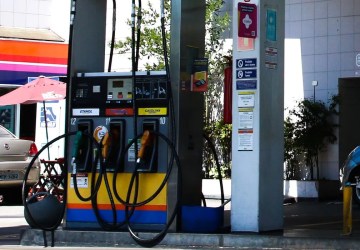 Gasolina inicia 2025 pressionada por defasagem de preço e ICMS