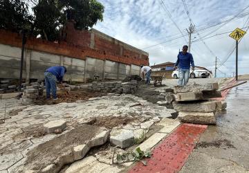 Prefeitura de Nova Venécia realiza força-tarefa para recuperar danos causados pelas chuvas