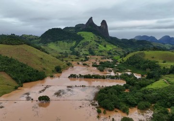 Sobe para 969 o número de desalojados pelas chuvas no ES