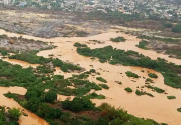 Nível do Rio Doce segue alto em Colatina e Linhares