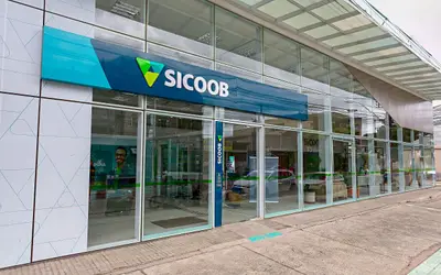Sicoob expande horário de funcionamento das agências