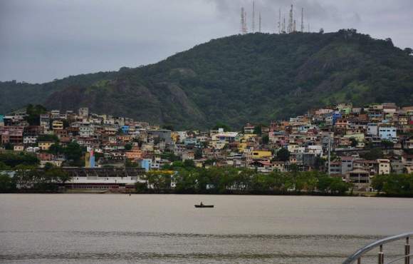 ES recebe novo alerta de chuvas intensas para segunda-feira