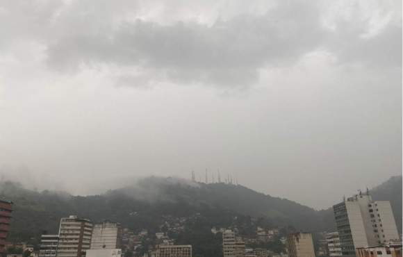 ES tem novo alerta para chuvas intensas em 58 cidades; veja quais